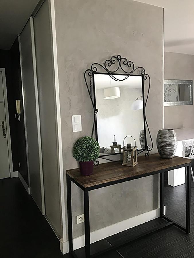 La Riche Bel Appartement Proche Tours Centre Bretonneau المظهر الخارجي الصورة